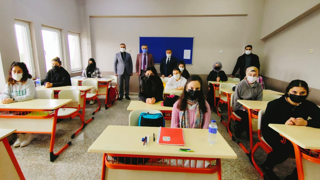 İl Milli Eğitim Müdürümüz Murat Yiğit Alaçam İlçemizdeki Okulları Ziyaret Etti