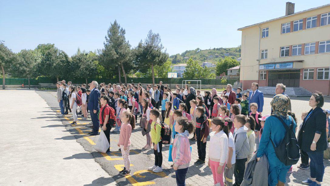 İl Milli Eğitim Müdürümüz Murat Yiğit, Tekkeköy Dursun Korkmaz İlk -Ortaokulunu Ziyaret Etti