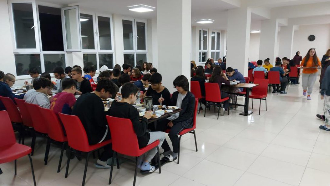 Samsun' da 32.266 Öğrenciye Ücretsiz Yemek Hizmeti Veriliyor