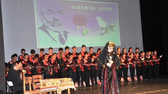 İstiklal Marşı´nın Kabulü ve Mehmet Akif ERSOY´u Anma Programı Atatürk Kültür Merkezinde Gerçekleştirildi.