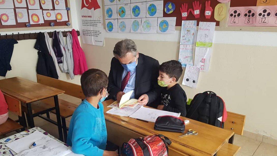 İl Milli Eğitim Müdürümüz Murat Yiğit, Vezirköprü İlçemizde Okul Ziyaretlerinde Bulundu