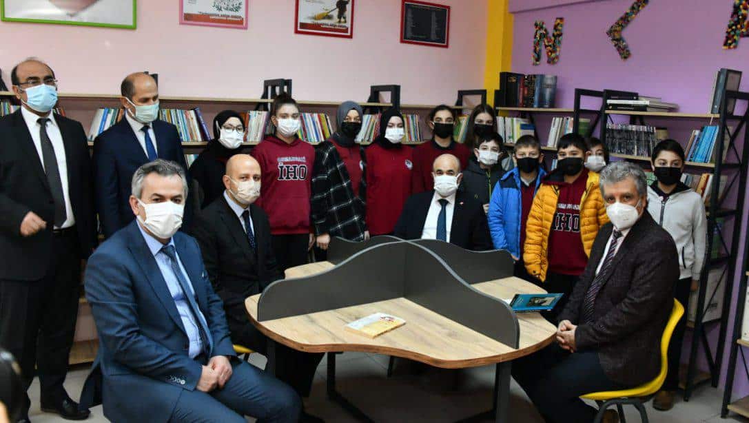 Osmangazi İmam Hatip Ortaokulunda Kütüphane Açılışı Gerçekleştirildi
