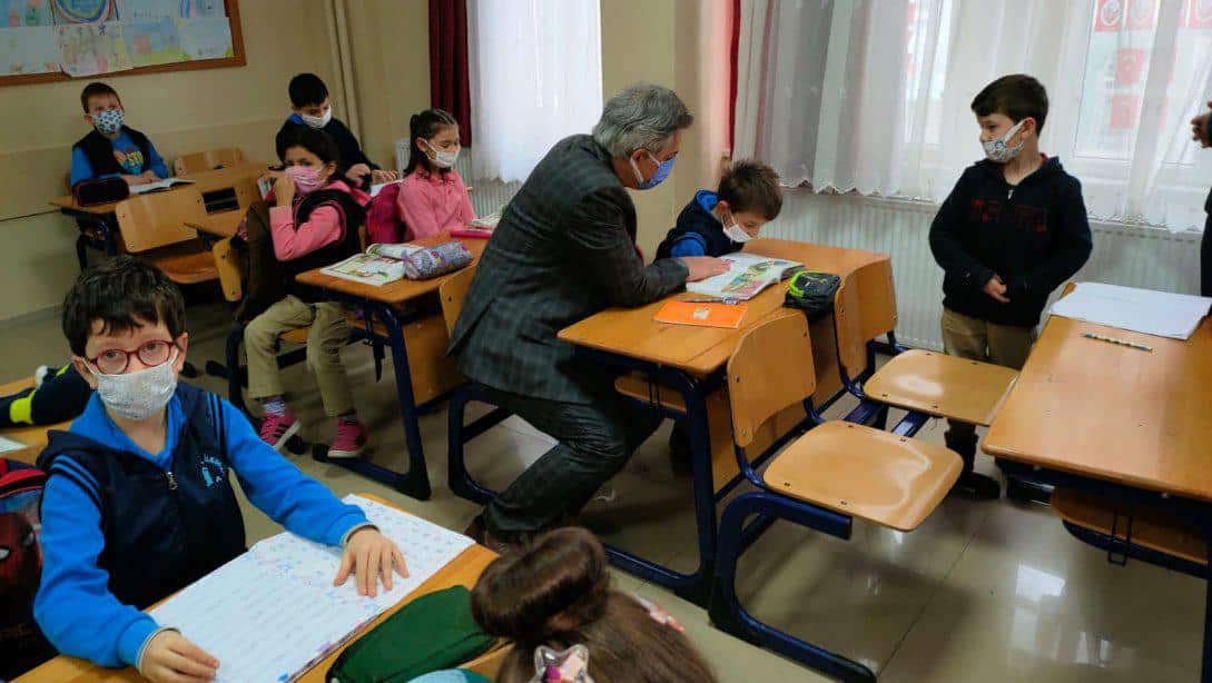 İl Milli Eğitim Müdürümüz Murat Yiğit Bafra İlçemizdeki Okulları Ziyaret Etti