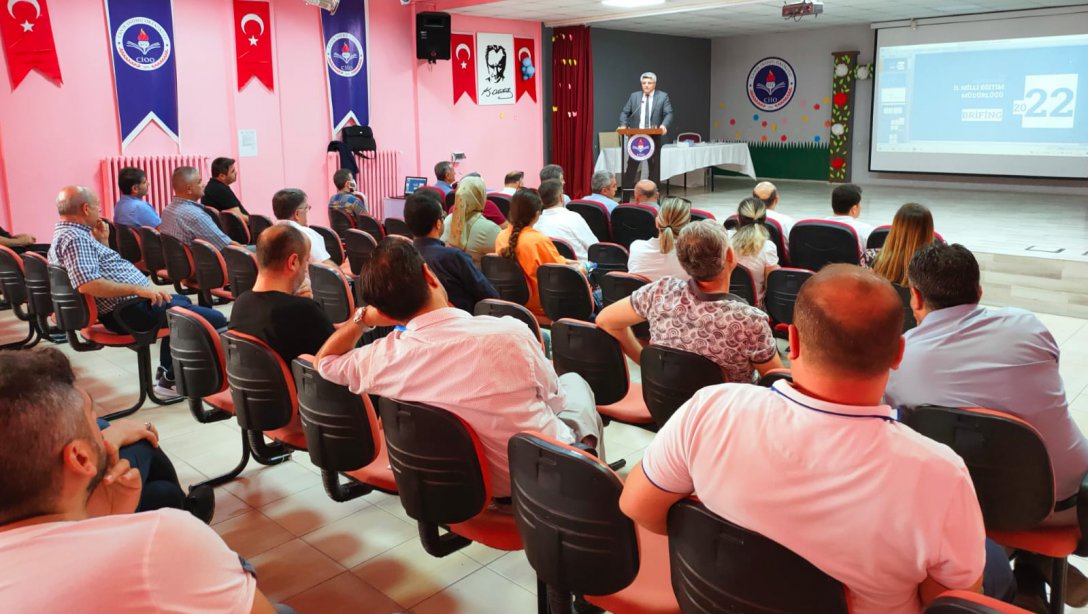 İl Milli Eğitim Müdürümüz Sayın Dr. Murat Ağar, Canik İlçesindeki Okul Müdürleriyle Bir Araya Geldi
