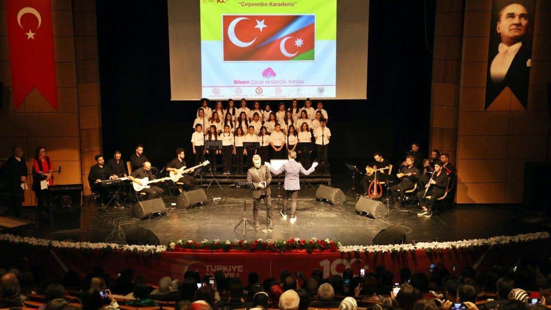 Bilsem Öğrencilerinden Cumhuriyetin 100. Yılına 12 Dilde Konser