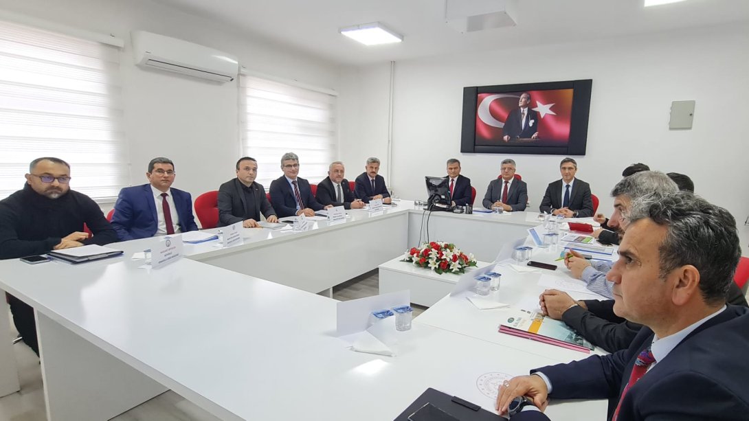 Tekkeköy İlçesi Ortaöğretim Kurumları Değerlendirme Toplantısı Düzenlendi
