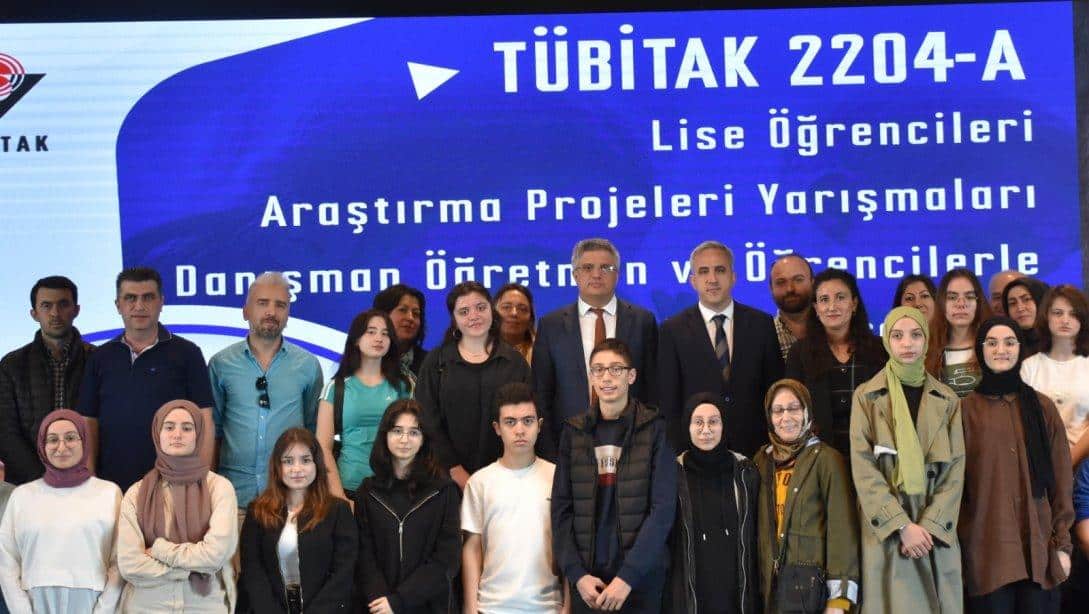 Tübitak 2204-A 2204-B Araştırma Projeleri Yarışmalarına Katılan Öğrenci ve Danışman Öğretmenlerimizle Buluşma