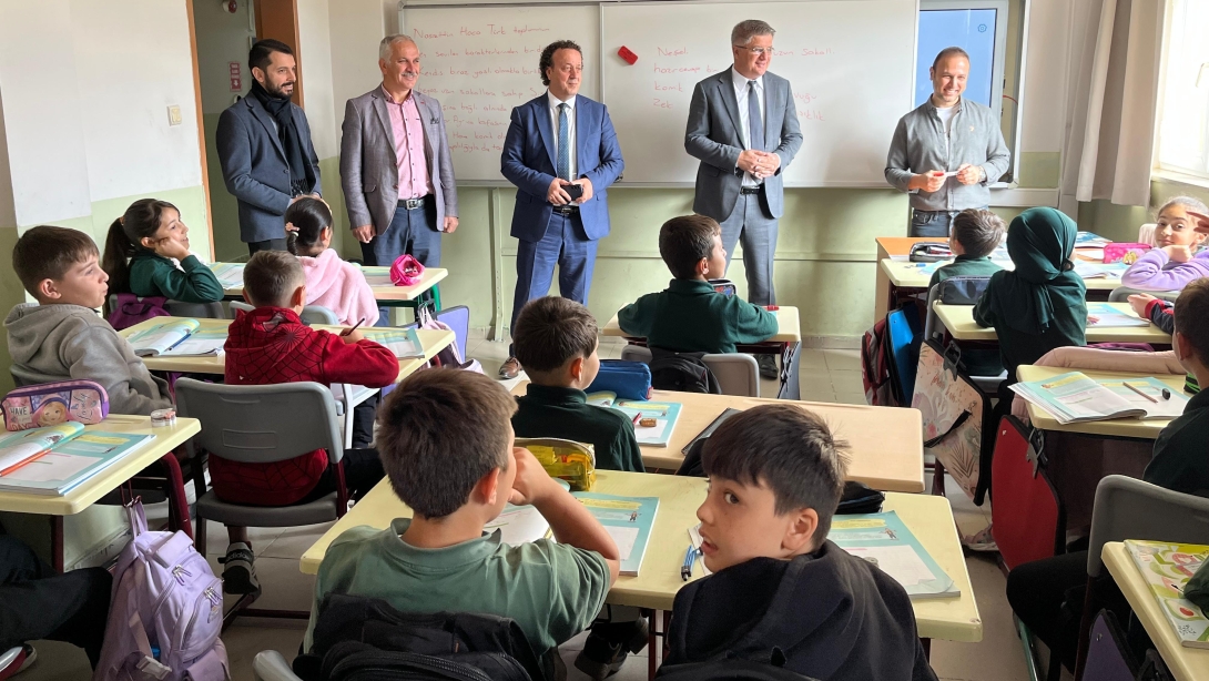 İL MİLLİ EĞİTİM MÜDÜRÜMÜZ DR. MURAT AĞAR, ASARCIK İLÇESİNDE OKUL ZİYARETLERİ GERÇEKLEŞTİRDİ